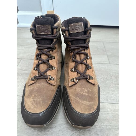 UGG® Men's Caulder Waterproof Boots Chestnut Brown size 12 men’s - Picture 3 of 6